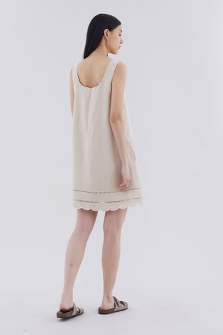 Itzel Scallop-Hem Dress