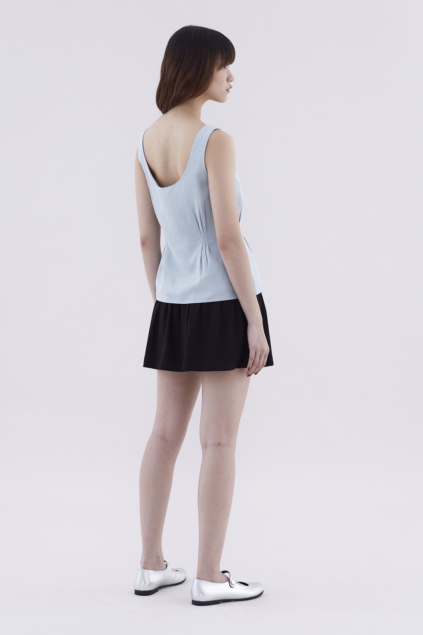 Ednary Tuck Seam Top