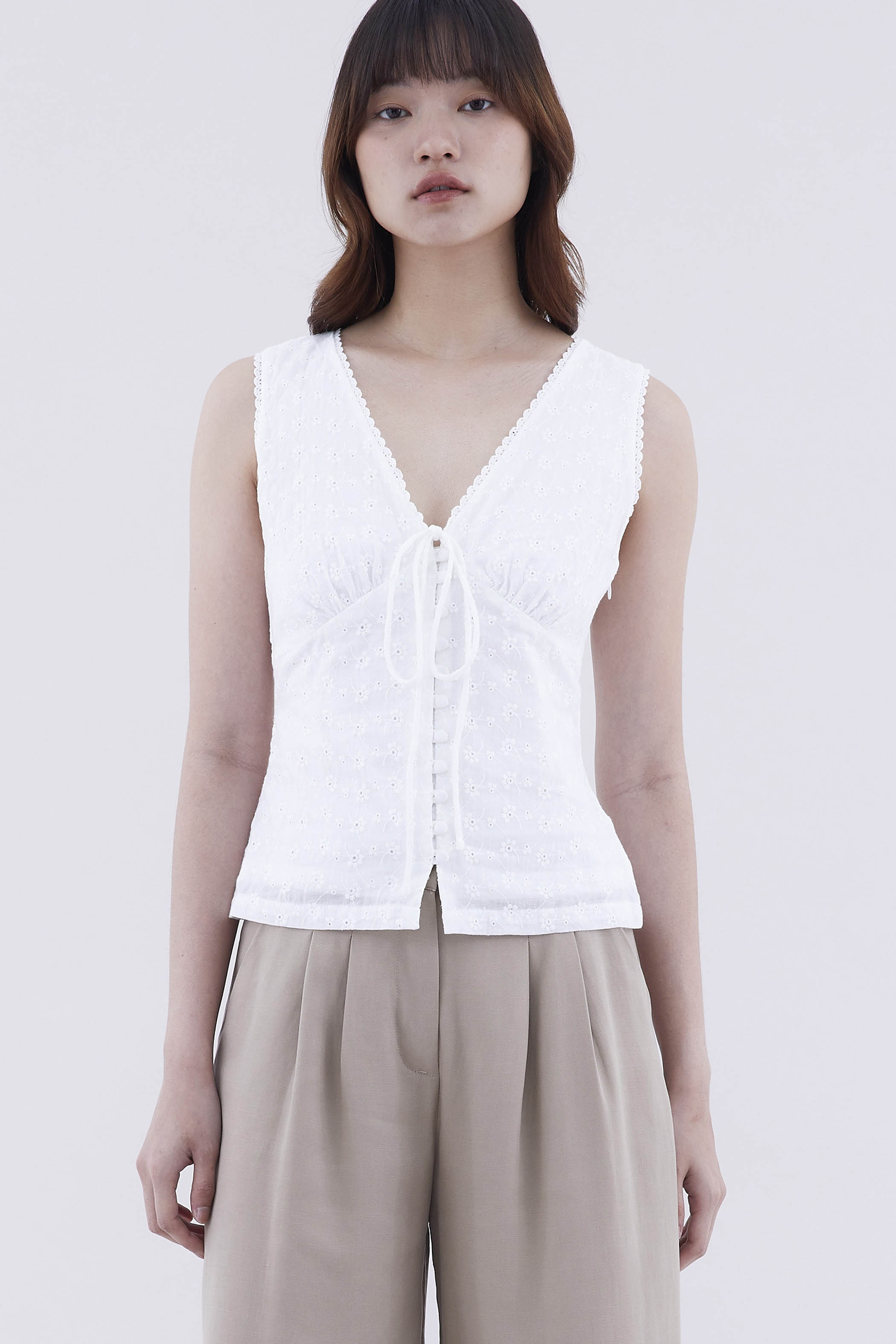 Deskan V-Neck Button-Front Top