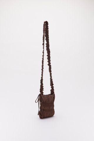Shirr Crossbody Carrier