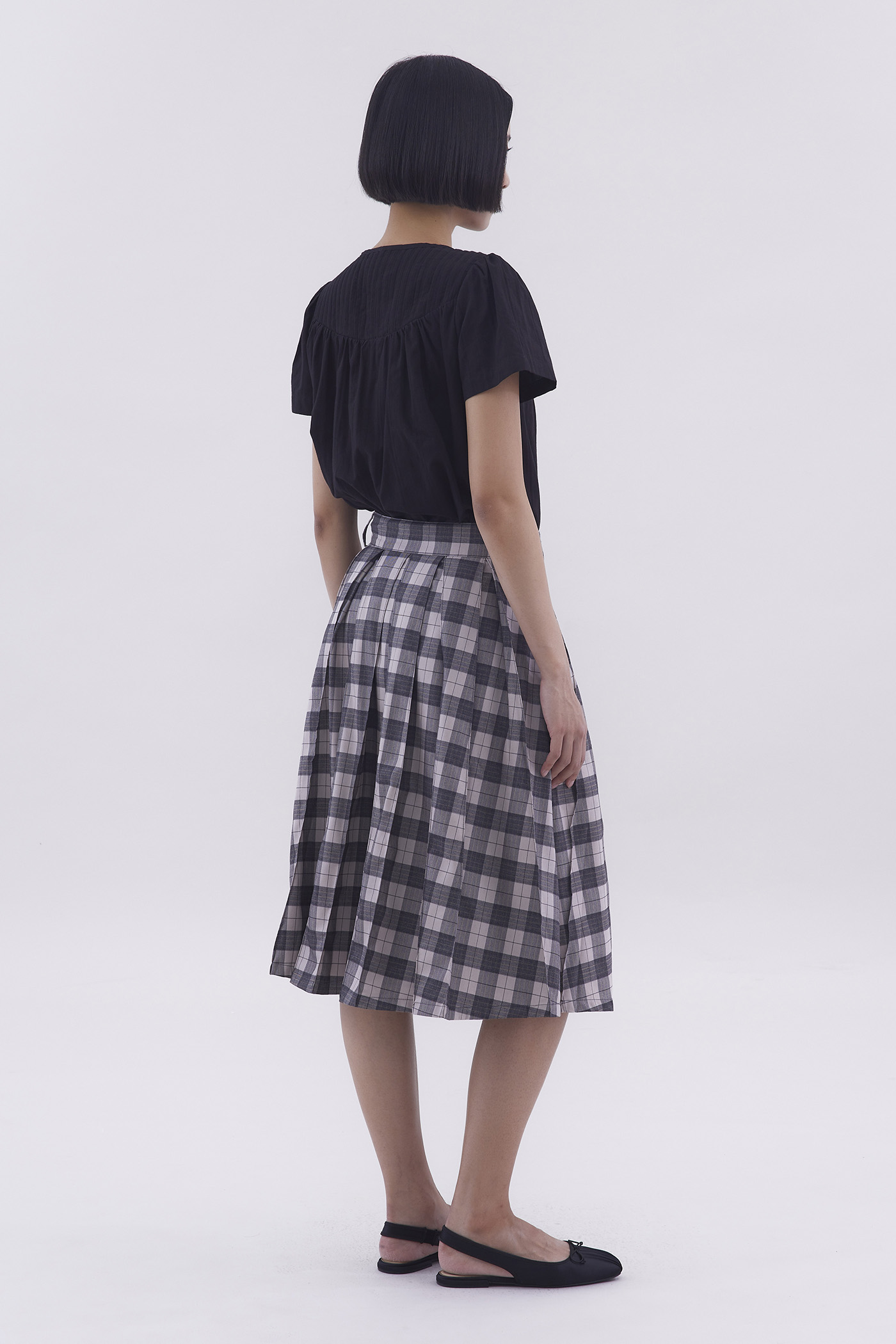 Aralyn Mid- Rise Box-Pleat Skirt
