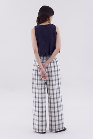 Lyno Pleated Top