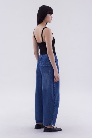 Joane Mid-Rise Barrel Leg Jeans