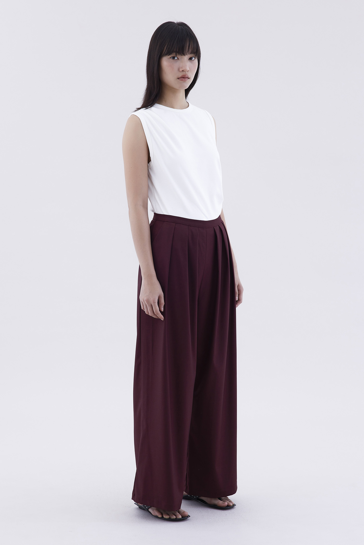 Zendra Mid-Rise Pleated Pants