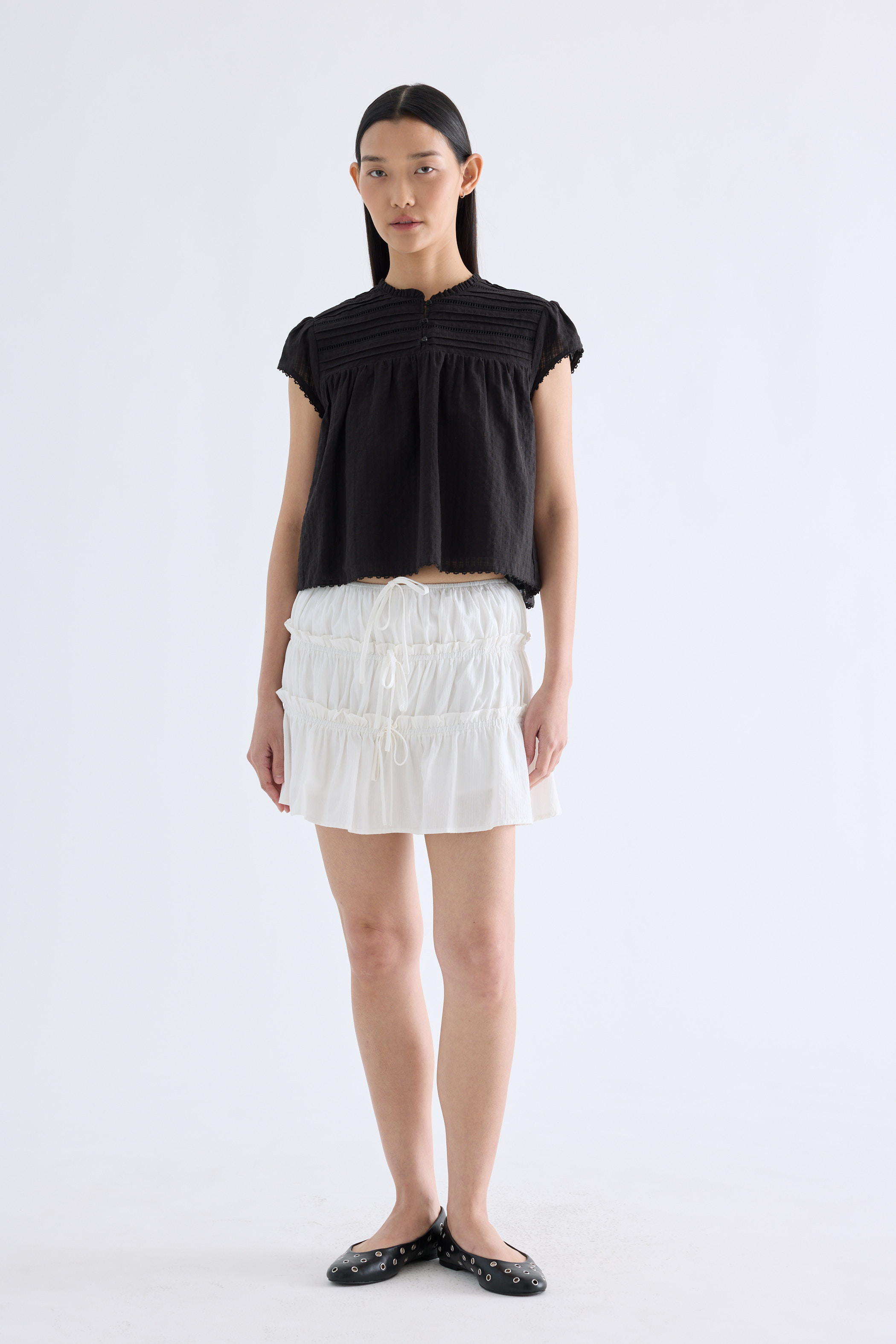 Zenifer Mid-Rise Ruffle Tier Skorts