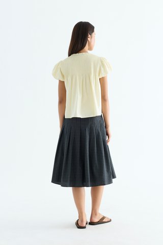 Drenna Swing Top