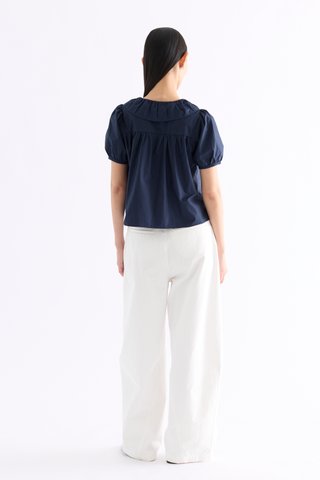 Emberlyn Peterpan-Collar Blouse