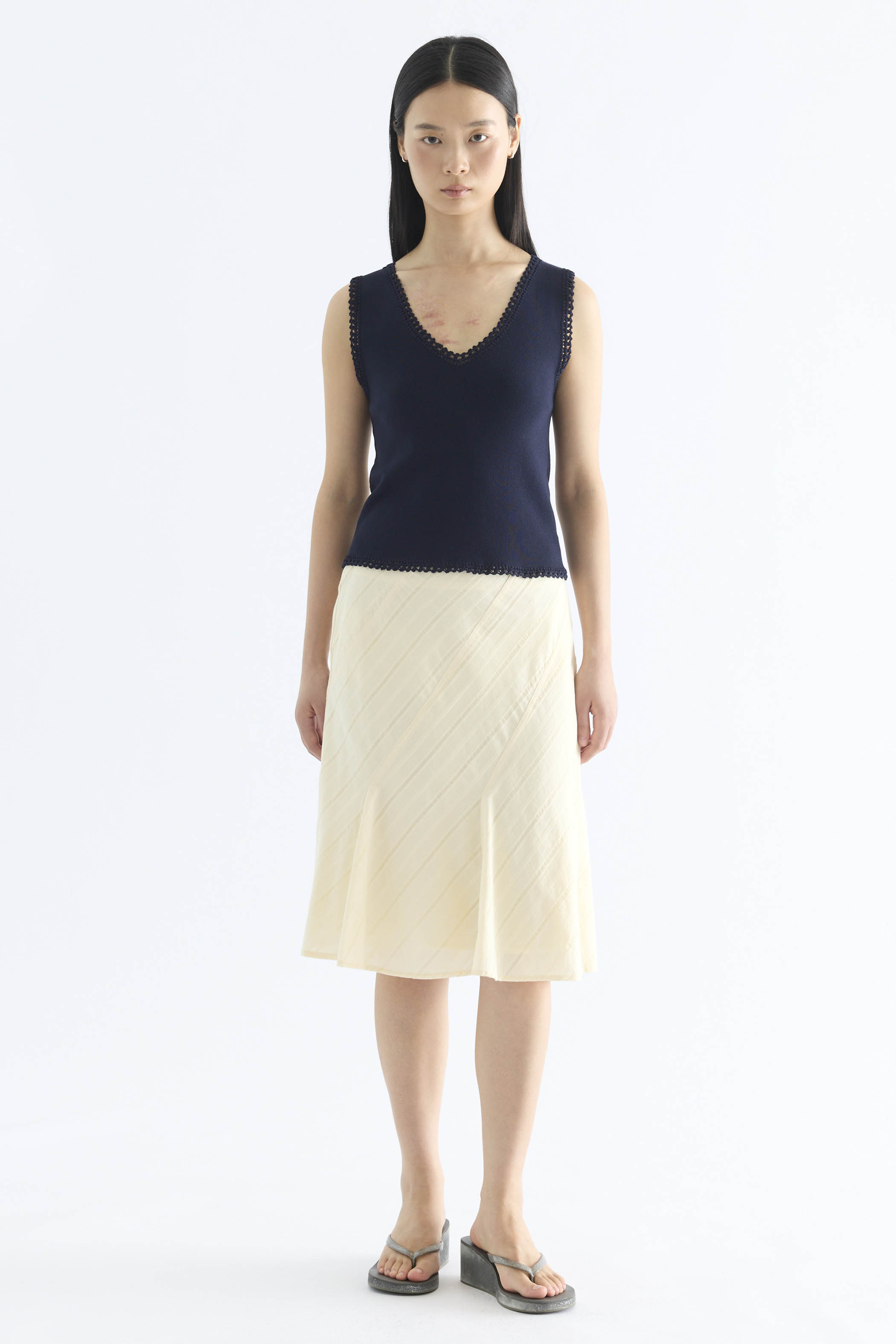 Decole Crochet Trim Knit Tank