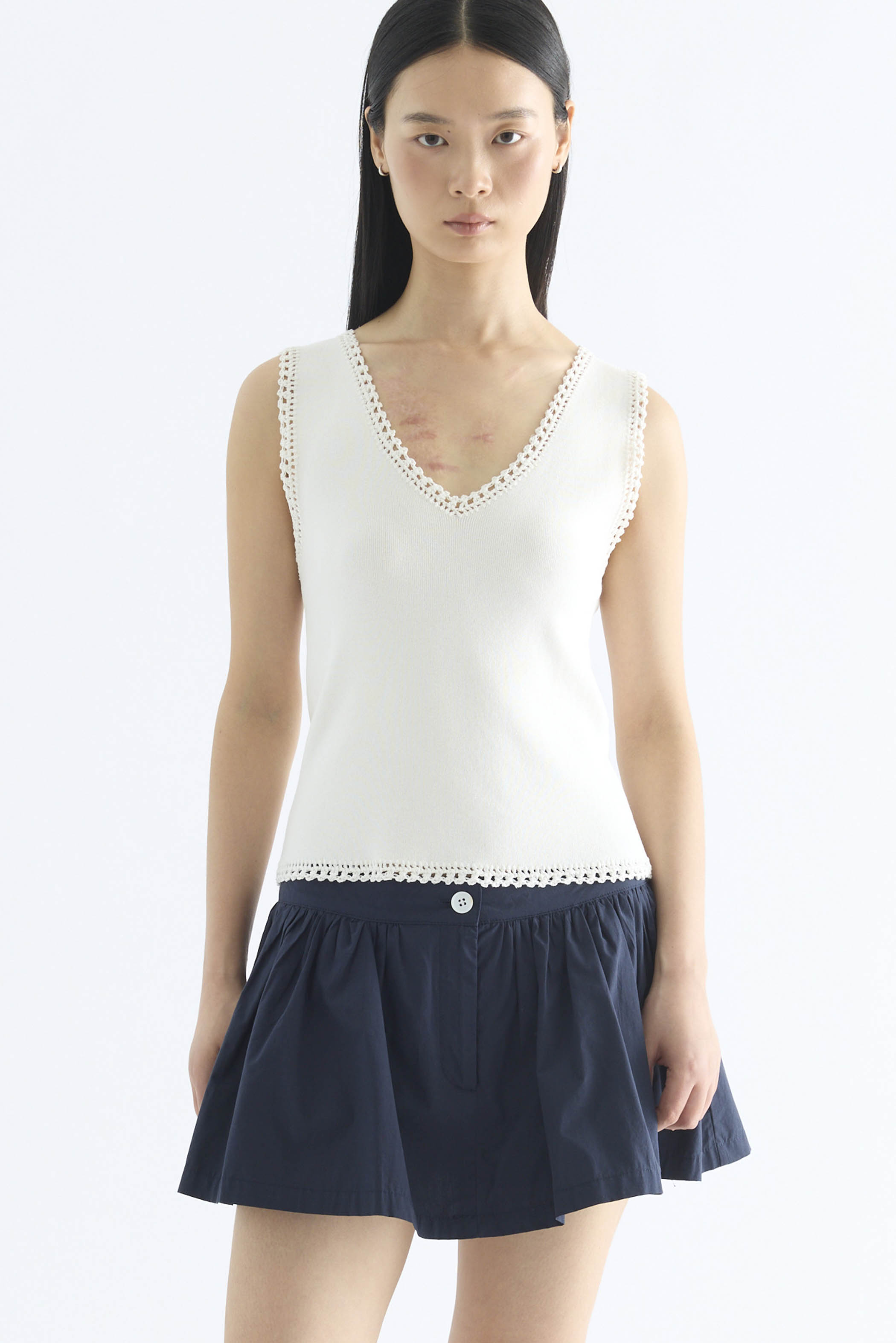 Decole Crochet Trim Knit Tank