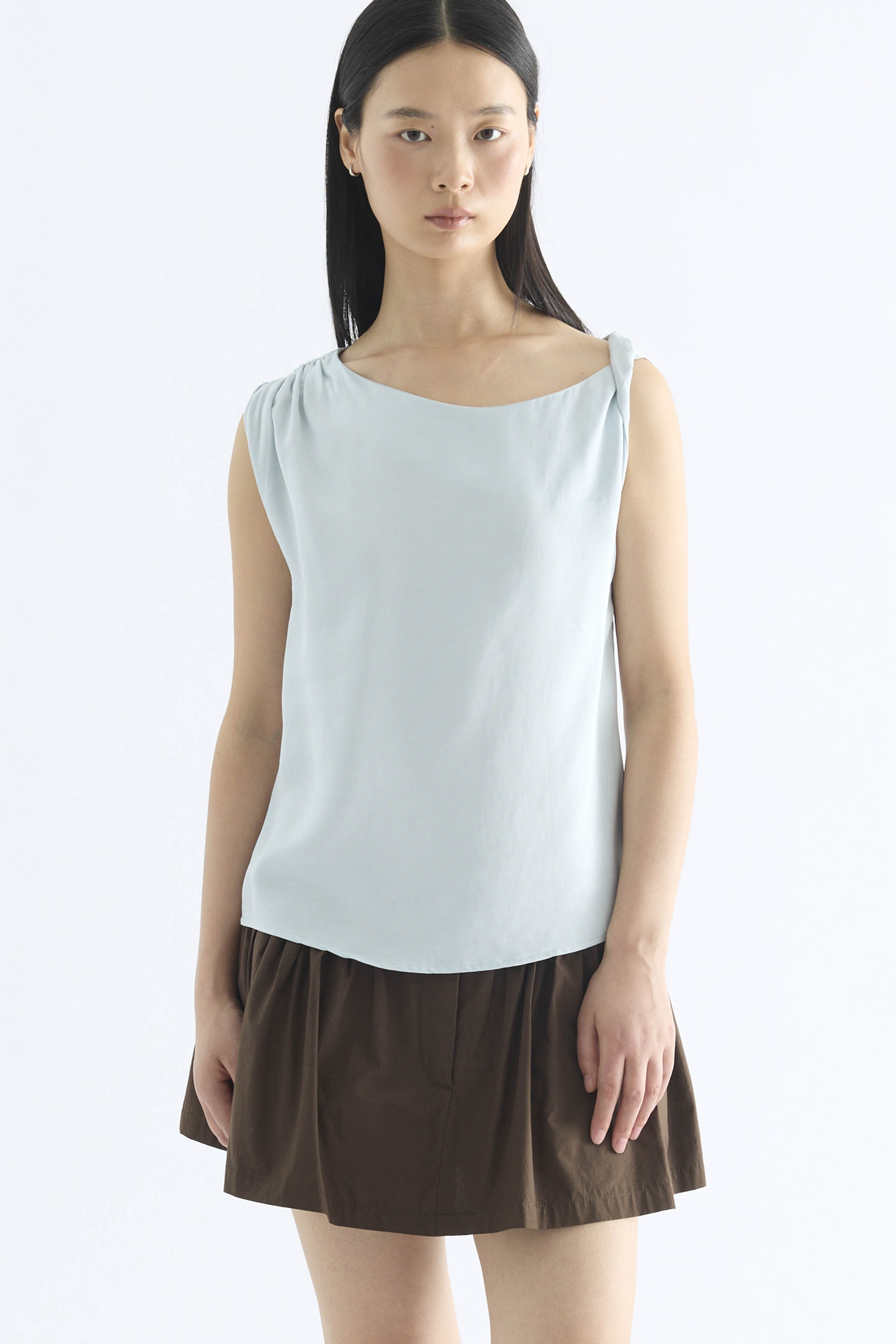 Feone Asymmetric Shoulder Top