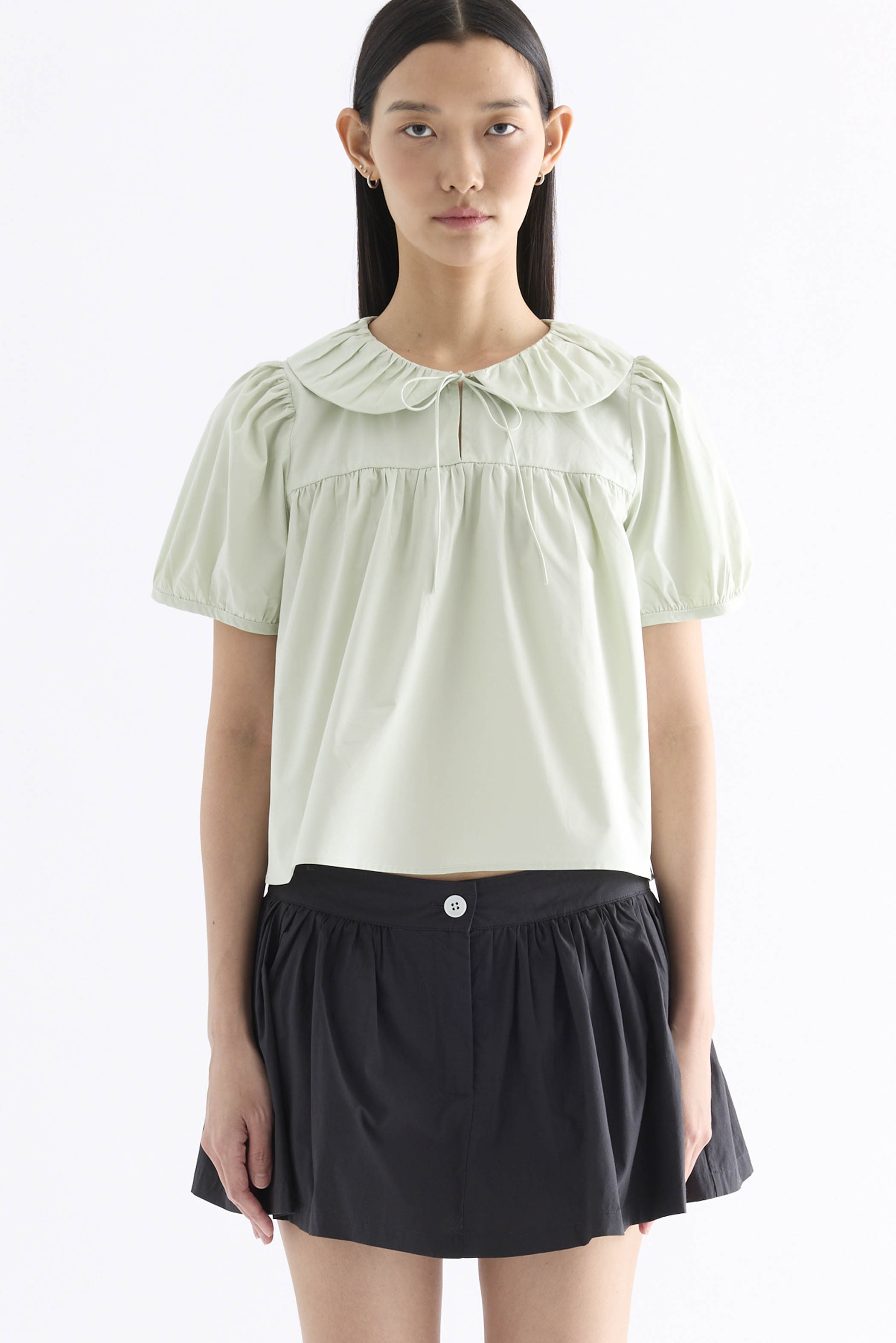 Emberlyn Peterpan-Collar Blouse