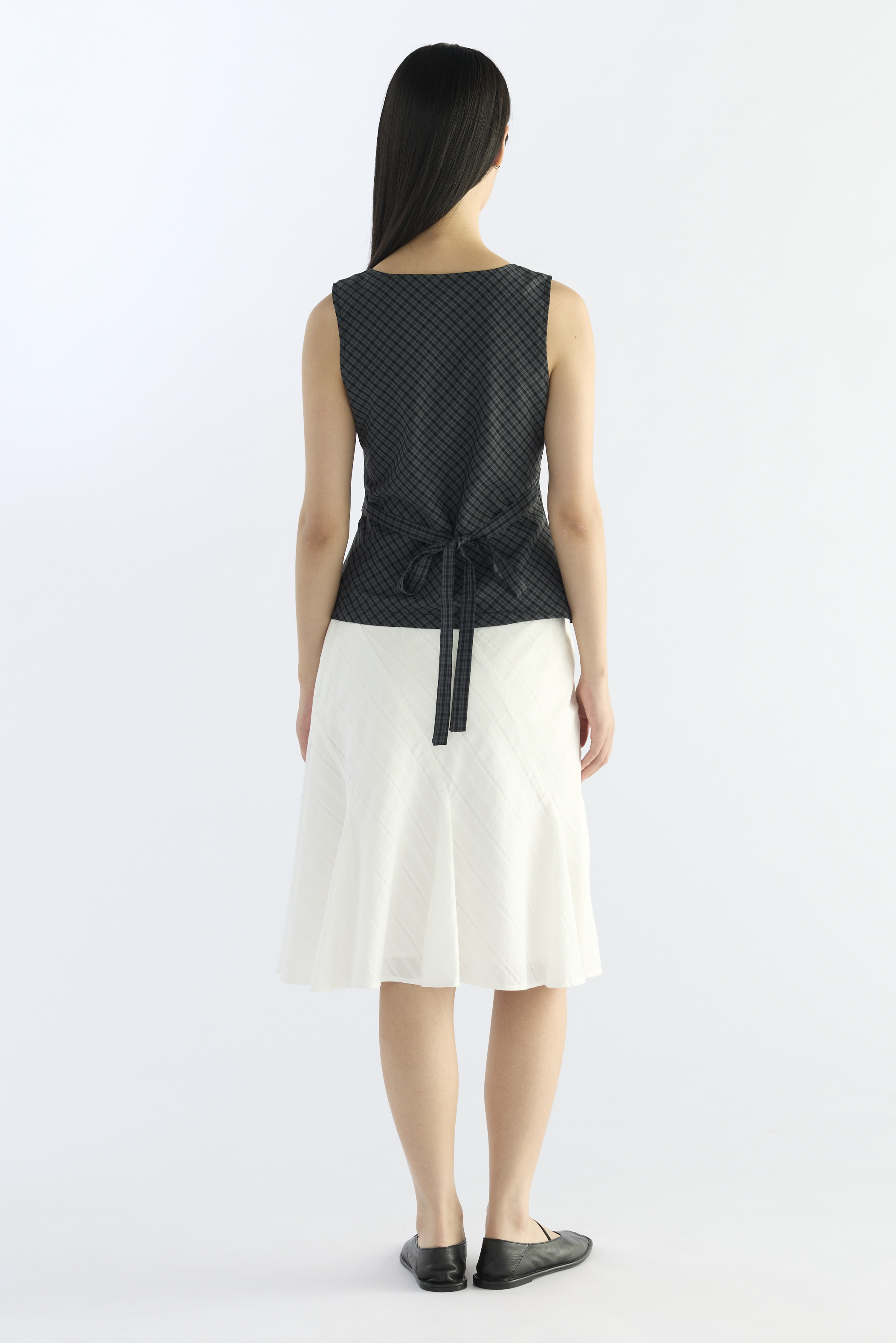 Gyral V-Neck Fitted Top