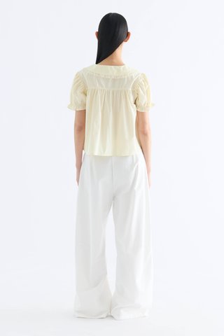 Judith Lace Peterpan-Collar Blouse