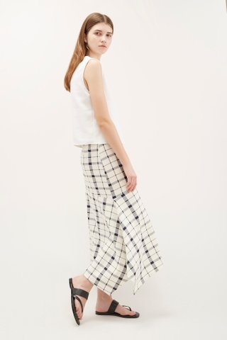 Xara Wave-Hem Skirt