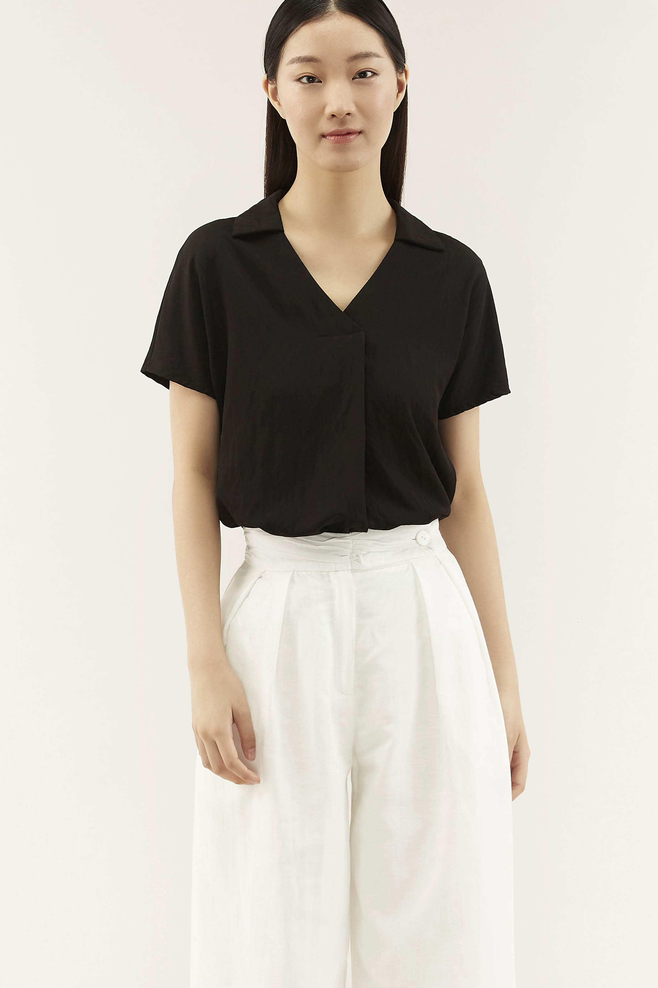 Verenice Collared Blouse 
