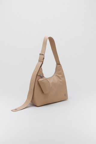 Jil Large Shoulder Bag