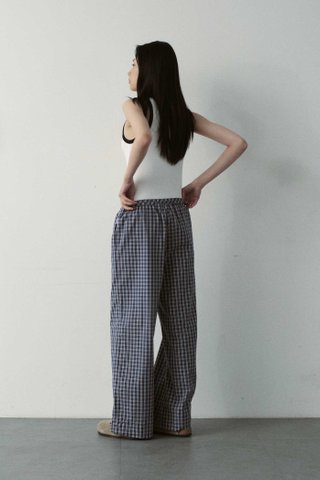 Rise Rise Classic Straight Leg Pants