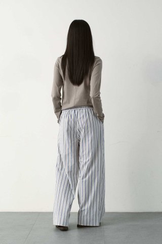 Rise Rise Classic Straight Leg Pants